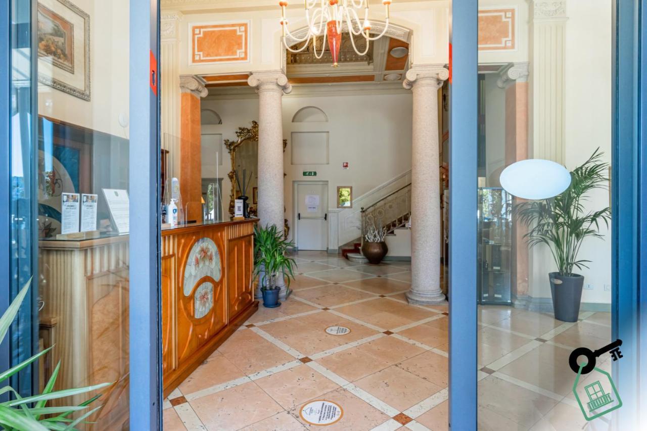 Hotel Rooms Lago Maggiore Verbania Luaran gambar