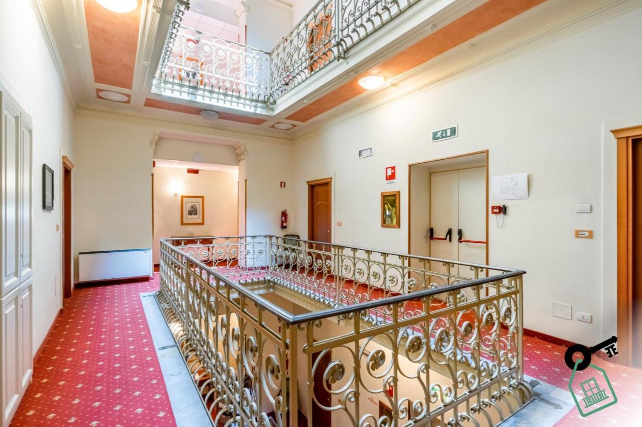 Hotel Rooms Lago Maggiore Verbania Luaran gambar